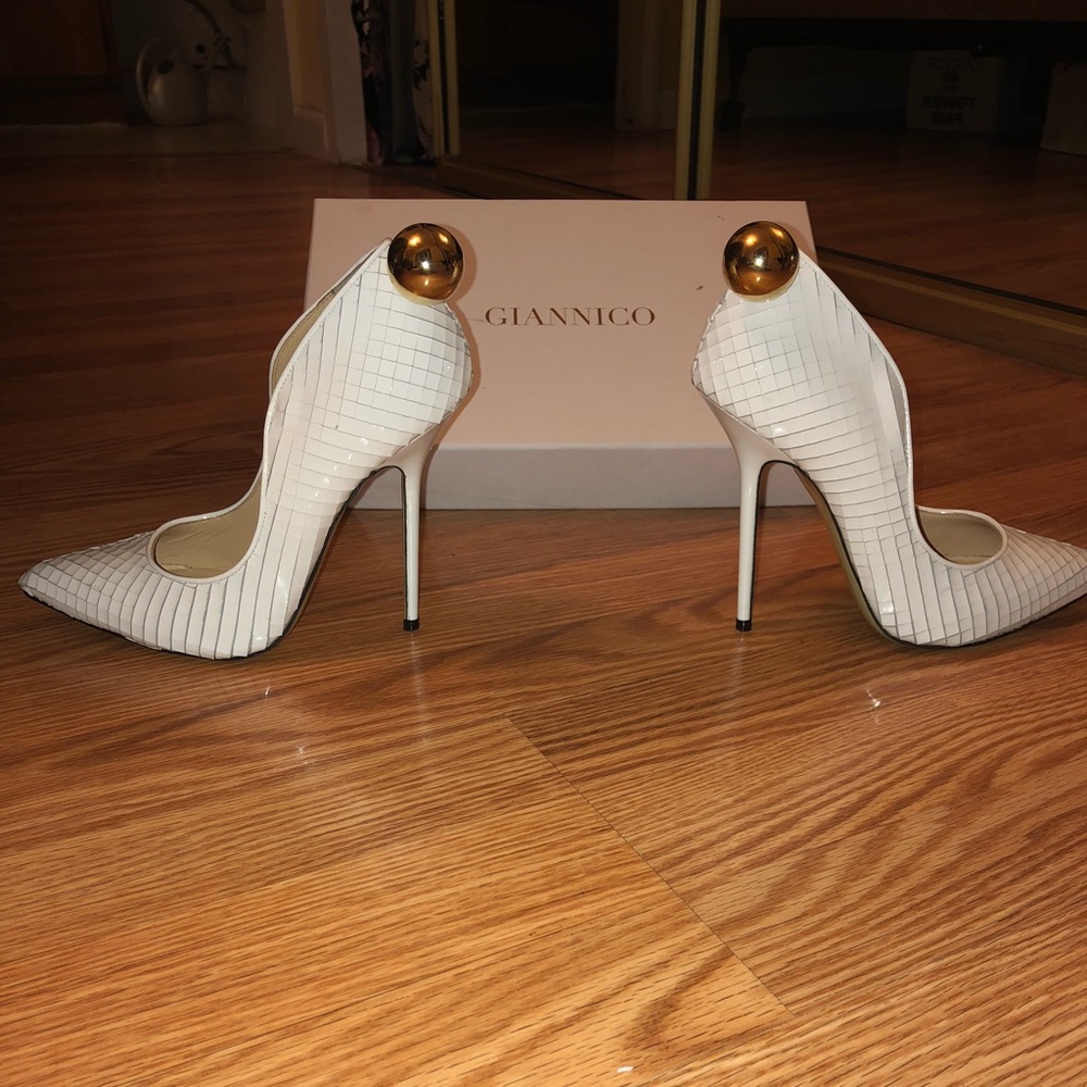 Giannico Marble II Pumps with Gold-tone Ornaments
